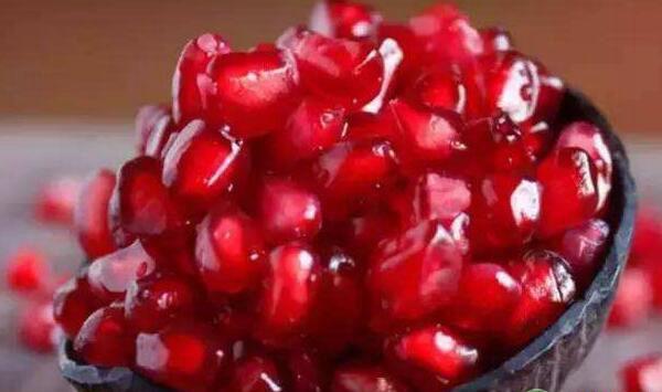 盆栽石榴有哪些养护要点？盆栽石榴疏花疏果技术要点